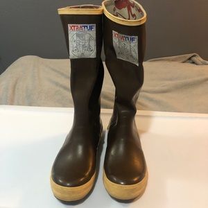 Xtratuf Salmon Sisters Legacy Rubber Boots Size 9